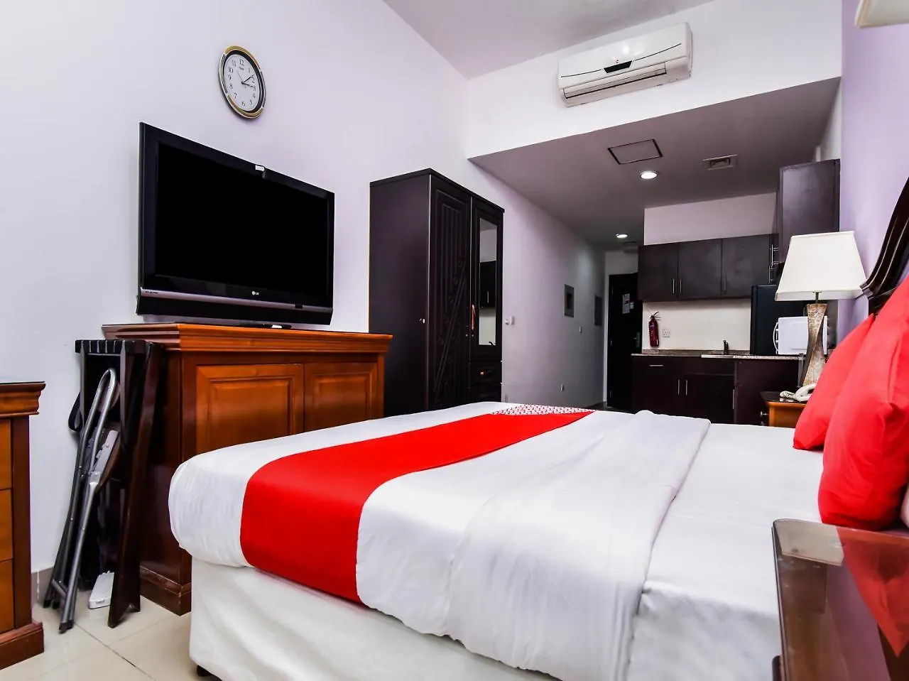 Oyo 138 Empire Hotel Apartments Dubai United Arab Emirates